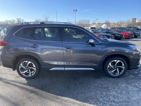 Certified 2022 Subaru Forester Touring w/ Popular Package #3 image 4