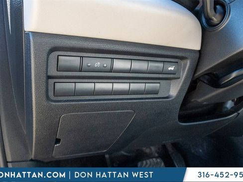 Used 2022 Mitsubishi Outlander SEL image 17