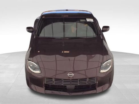 Used 2025 Nissan Z Performance w/ Floor Mat Package RWD image 2