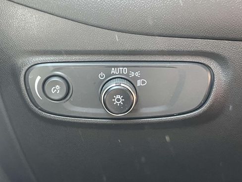 Used 2024 Chevrolet Equinox RS FWD image 19