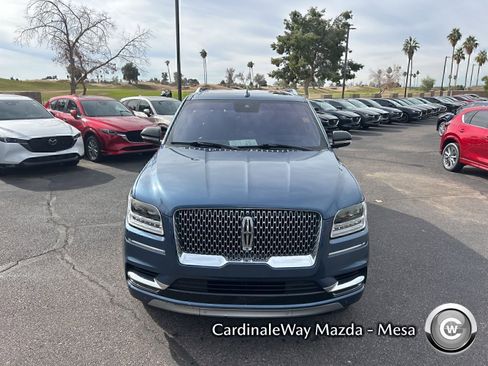 Used 2019 Lincoln Navigator Reserve image 2