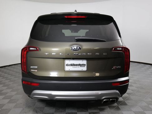 Used 2020 Kia Telluride S AWD/4WD image 3