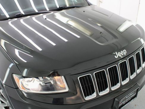 Used 2014 Jeep Grand Cherokee Limited AWD/4WD image 18