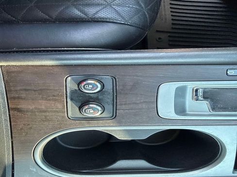 Used 2019 Nissan Murano Platinum image 24