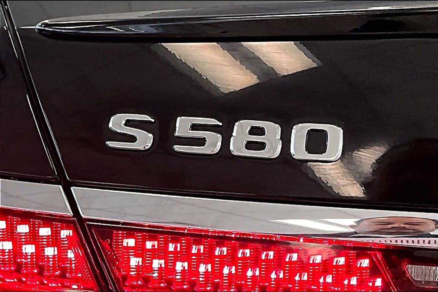 Used 2025 Mercedes-Benz S 580 4MATIC Sedan image 30