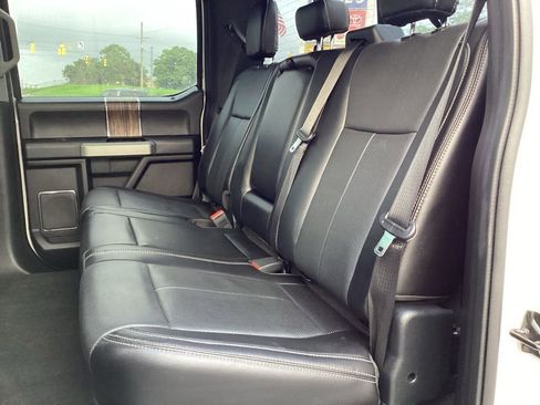 Used 2018 Ford F150 Lariat w/ Equipment Group 502A Luxury image 16