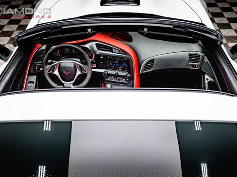 Used 2019 Chevrolet Corvette Stingray Coupe RWD image 85