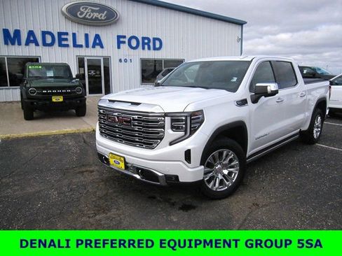 Used 2022 GMC Sierra 1500 Denali w/ Technology Package image 3