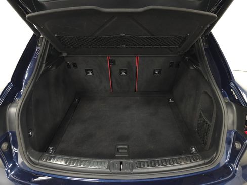 Used 2015 Porsche Macan Turbo image 31