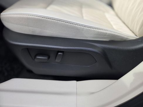 Certified 2023 Buick Envision Avenir image 23