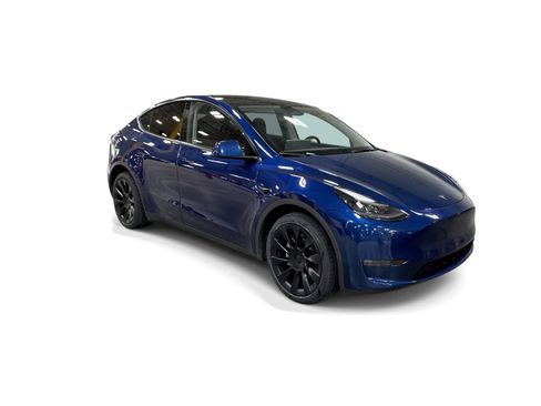 Certified 2023 Tesla Model Y Long Range AWD/4WD image 8
