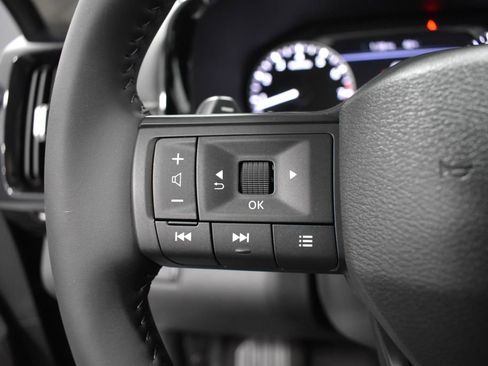 New 2026 Nissan Pathfinder SV AWD/4WD image 27