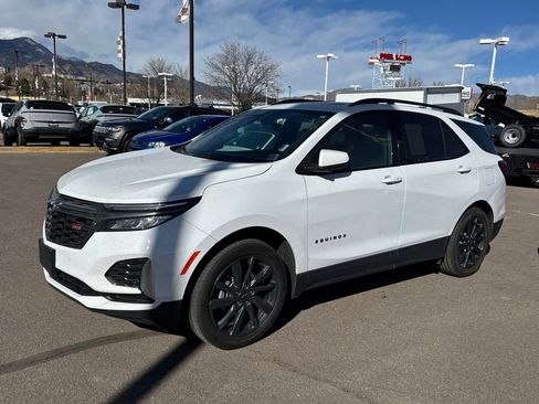 Used 2023 Chevrolet Equinox RS w/ RS Leather Package image 2