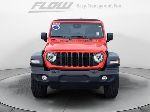 Used 2024 Jeep Wrangler Unlimited Sport AWD/4WD image 3