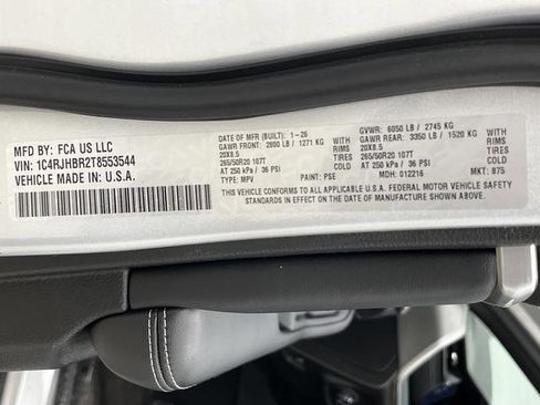 New 2026 Jeep Grand Cherokee Limited w/ Luxury Tech Group II image 40