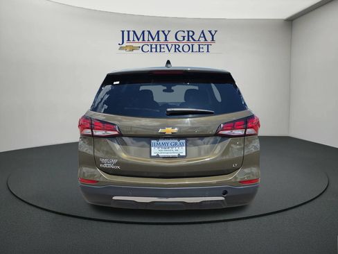 Used 2024 Chevrolet Equinox LT FWD image 4