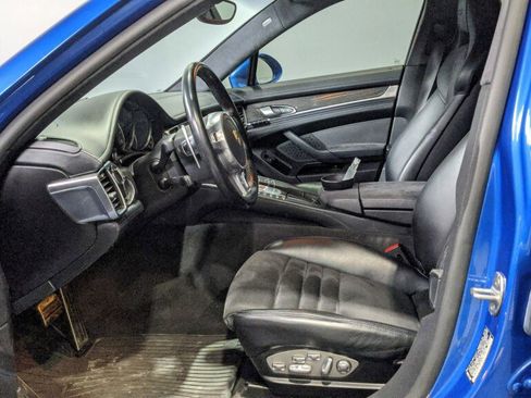 Used 2015 Porsche Panamera GTS image 14