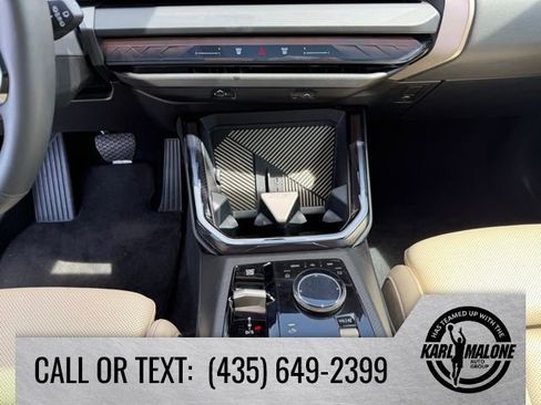 Used 2025 BMW X3 xDrive30i w/ Premium Package AWD/4WD image 21