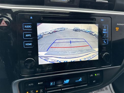 Used 2017 Toyota Corolla XSE image 14