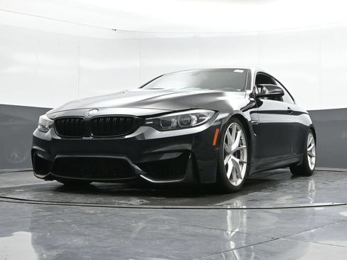 Used 2018 BMW M4 Coupe RWD image 46