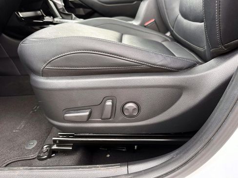 Used 2024 Kia Seltos SX w/ SX Sunroof Package AWD/4WD image 10