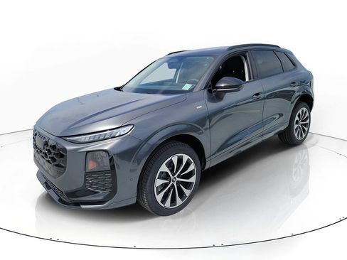 New 2026 Audi Q3 quattro 2.0T AWD/4WD image 2
