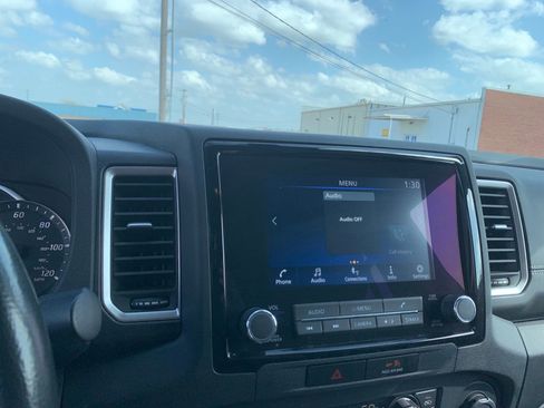 Used 2022 Nissan Frontier SV image 20