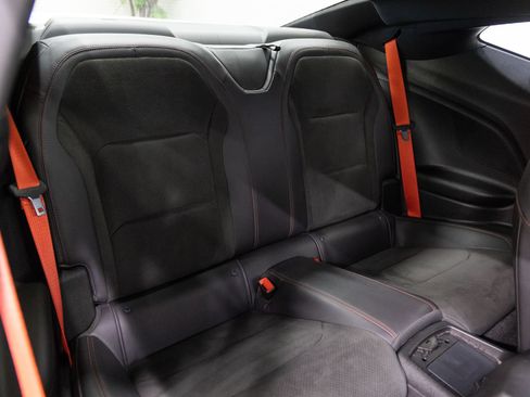Used 2018 Chevrolet Camaro ZL1 RWD image 15