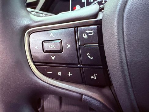 Used 2025 Lexus ES 350 w/ Premium Package FWD image 20