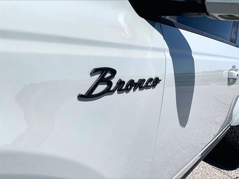 Used 2021 Ford Bronco Outer Banks AWD/4WD image 22