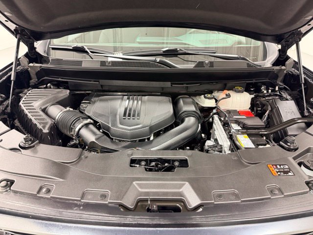 Used 2025 GMC Acadia AT4 AWD/4WD image 28