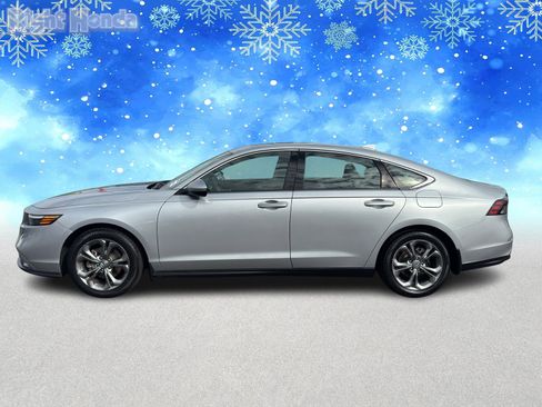 Used 2024 Honda Accord EX image 3