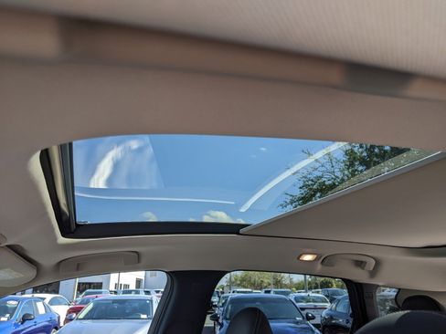 Used 2019 INFINITI QX50 Essential w/ Proactive Package image 18