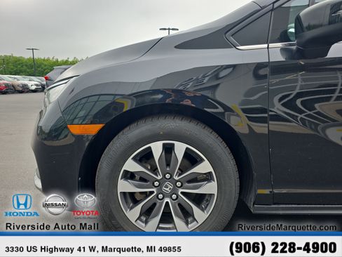 Used 2024 Honda Odyssey EX-L image 11