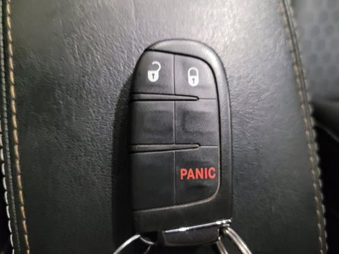 Used 2019 Jeep Compass Latitude AWD/4WD image 32