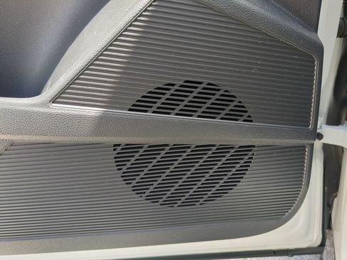 Certified 2023 Volkswagen Taos S FWD image 17