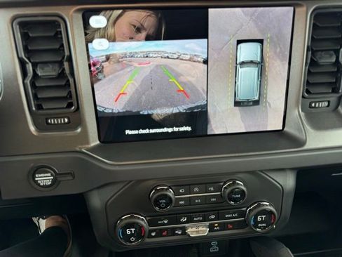 New 2025 Ford Bronco Badlands image 29