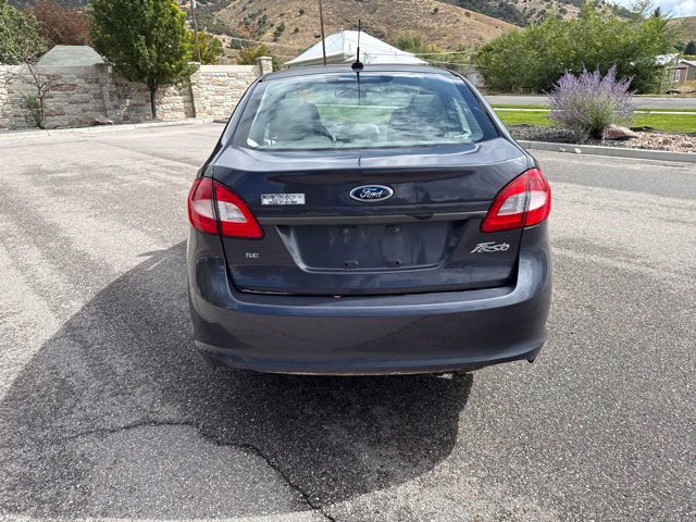 Used 2013 Ford Fiesta SE FWD image 6