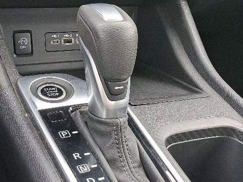 Used 2025 Nissan Sentra SV FWD image 24