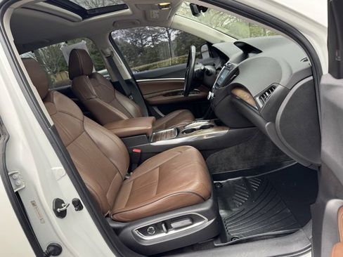Used 2019 Acura MDX SH-AWD w/ Advance Package image 21