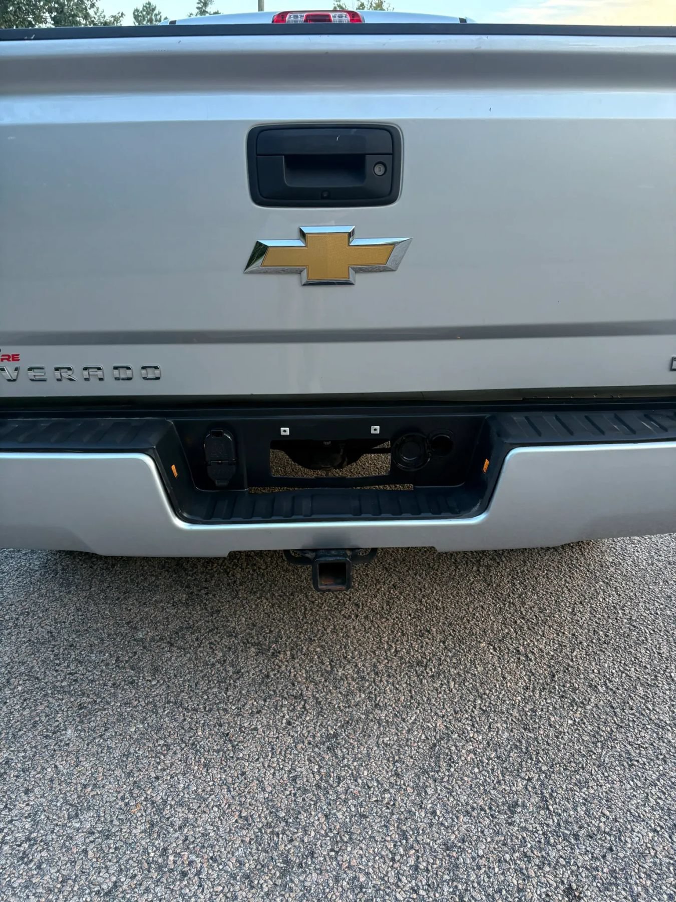 Used 2019 Chevrolet Silverado 1500 Custom w/ Custom Convenience Package AWD/4WD image 6