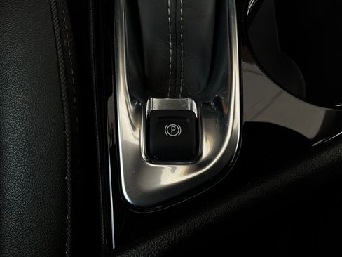 Used 2025 Buick Encore GX Preferred FWD image 21