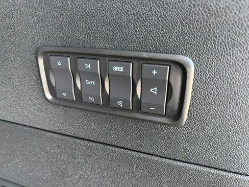 Used 2016 GMC Acadia Denali AWD/4WD image 29
