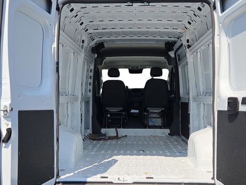 New 2026 RAM ProMaster 2500 image 11