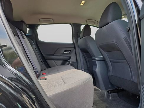 Used 2025 Nissan Kicks SV FWD image 30