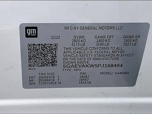 Used 2023 Buick Enclave Essence image 30