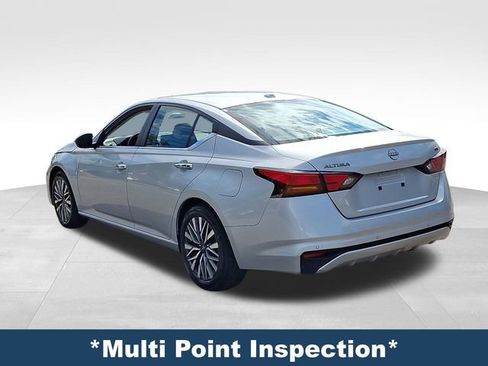 Used 2024 Nissan Altima 2.5 SV image 5