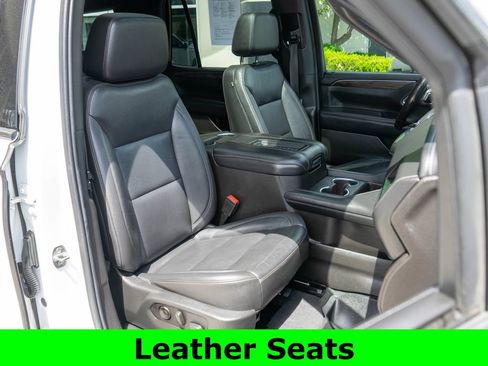 Used 2021 Chevrolet Tahoe LT w/ LT Signature Plus Package AWD/4WD image 9