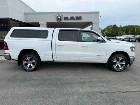 Used 2024 RAM 1500 Laramie AWD/4WD image 11