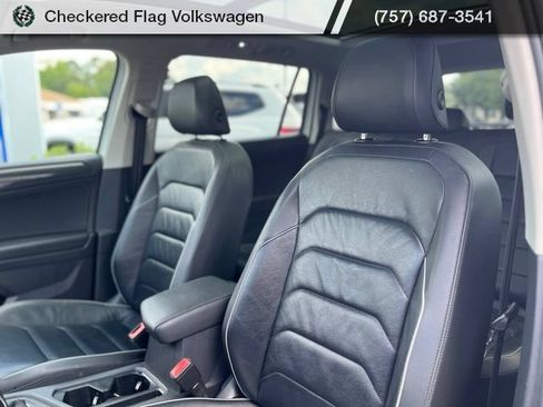 Used 2019 Volkswagen Tiguan SEL Premium AWD/4WD image 21